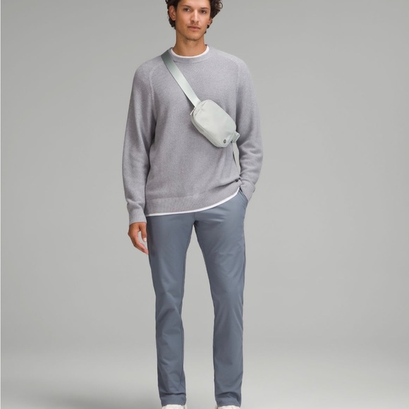 NWT LULULEMON EVERYWHERE BELT BAG 
JADE GREY - Picture 5 of 8